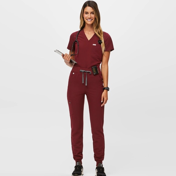 FIGS Women's Burgundy Scrub Pants High Waisted Zamora Jogger Scrub
Pants size XS - Picture 1 of 11